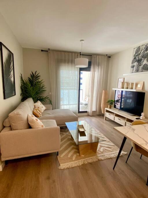 Nuevo Moderno Apartamento De Lujo Σεβίλλη Εξωτερικό φωτογραφία