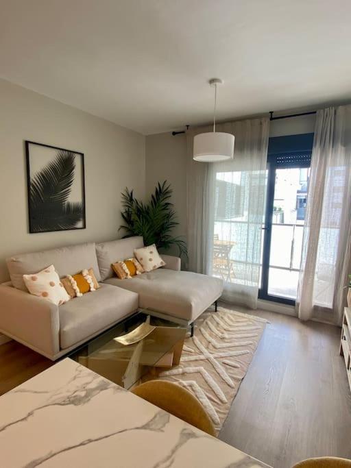 Nuevo Moderno Apartamento De Lujo Σεβίλλη Εξωτερικό φωτογραφία