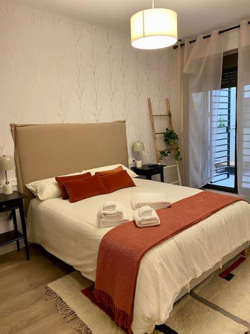 Nuevo Moderno Apartamento De Lujo Σεβίλλη Εξωτερικό φωτογραφία